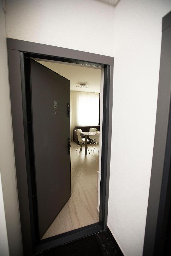 Covaciu Aparthotel クルージュ＝ナポカ エクステリア 写真